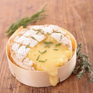 Camembert au BBQ + salade