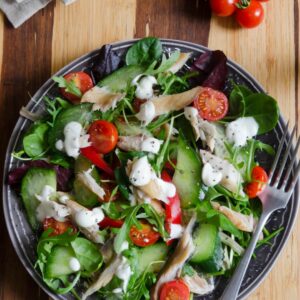 Salade de maquereau, betterave et concombre